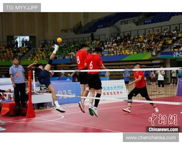 世界藤球锦标赛华丽的空中踢球动作